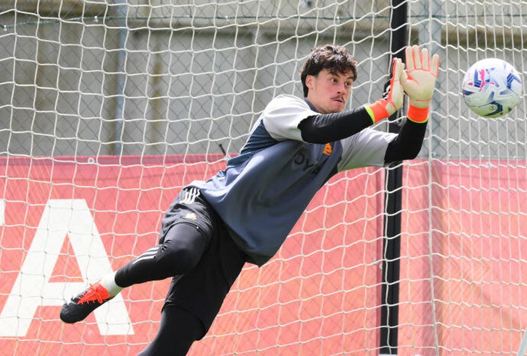 Roma, l’allenamento a due giorni dal Lecce: c’è Dybala – FOTO GALLERY - immagine 4