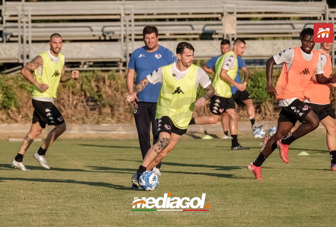FOTO RITIRO PALERMO, la squadra di mister Baldini si allena a Boccadifalco (Gallery) - immagine 104