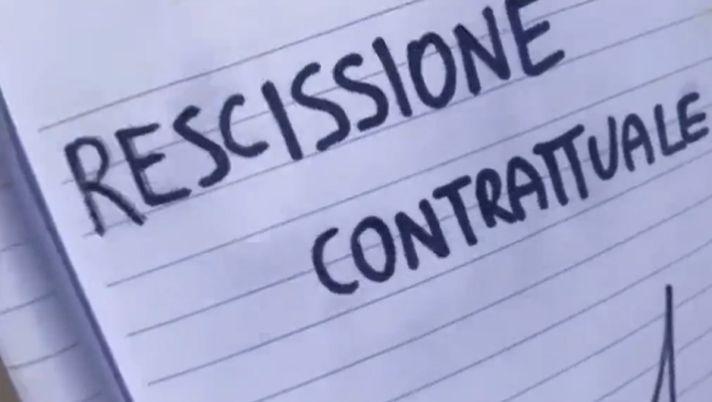 Juventus, tifoso chiede l’autografo a Ramsey ma è la “rescissione contrattuale” Juventus