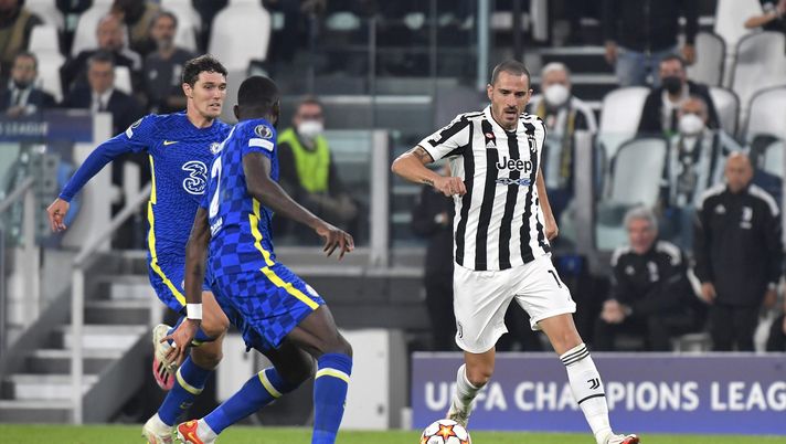 TURIN, ITALY - SEPTEMBER 29: Leonardo Bonucci of Juventus is challenged by Antonio Rudiger of Chelsea during the UEFA Champions League group H match between Juventus and Chelsea FC at Allianz Stadium on September 29, 2021 in Turin, Italy. (Photo by Filippo Alfero - Juventus FC/Juventus FC via Getty Images) TURIN, ITALY - SEPTEMBER 29: Leonardo Bonucci of Juventus is challenged by Antonio Rudiger of Chelsea during the UEFA Champions League group H match between Juventus and Chelsea FC at Allianz Stadium on September 29, 2021 in Turin, Italy. (Photo by Filippo Alfero - Juventus FC/Juventus FC via Getty Images)