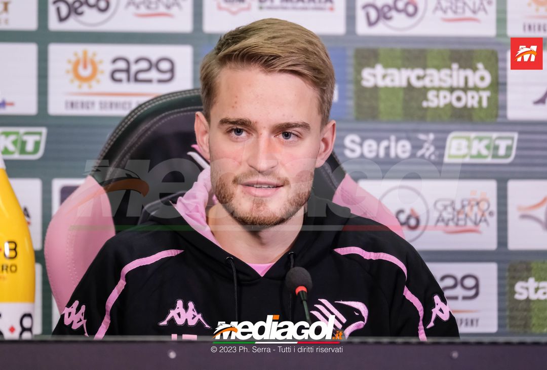 FOTO PALERMO, la presentazione di Simon Graves in conferenza stampa (Gallery) - immagine 22