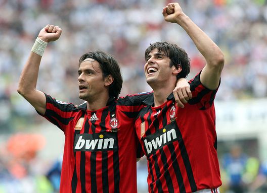  Inzaghi e Kakà festeggiano al fischio finale del derby (credits: GETTY images) 