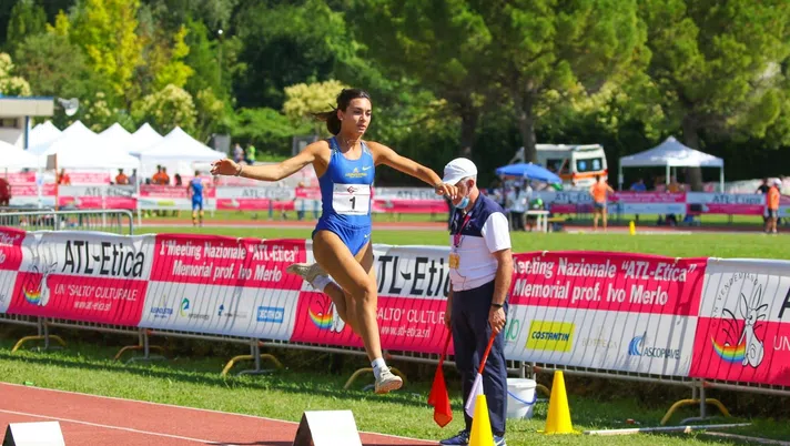 Assindustria Sport, Veronica Zanon non tradisce: l’azzurrina di Galliera Veneta atterra a 13.10