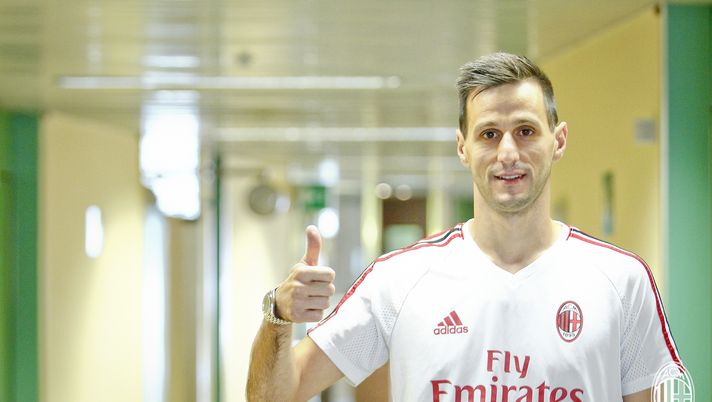 Nikola Kalinic del Milan (credits: LaPresse/acmilan.com) Nikola Kalinic Milan