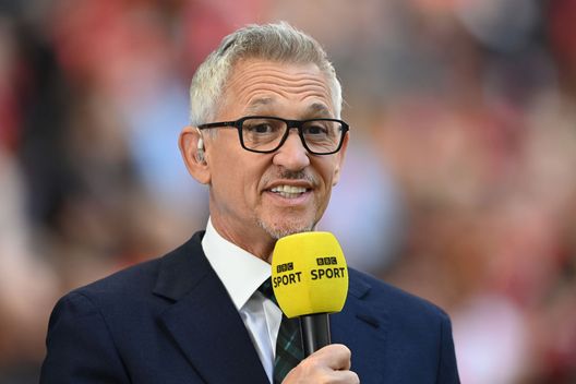 (Photo by Shaun Botterill/Getty Images) “Insultato per la mia pelle scura”: le rivelazioni di Gary Lineker…- immagine 4