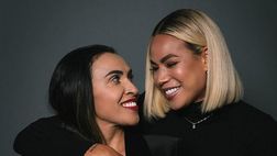 Calcio femminile, la leggenda Marta annuncia il suo fidanzamento con la compagna Toni