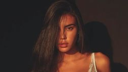 Michelly Sander più sexy che mai: le foto in bianco e nero fanno boom di like