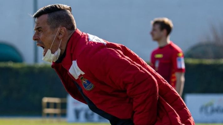 Carlos França ringrazia Dio: un anno fa rigore sbagliato a Potenza, oggi derby e promozione con il Seregno Carlos França ringrazia Dio: un anno fa rigore sbagliato a Potenza, oggi derby e promozione con il Seregno