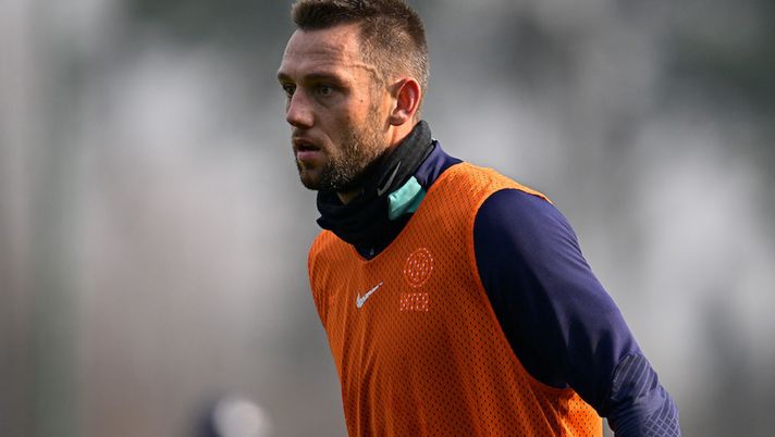 Inter, difesa da rifondare? Skriniar al Psg, Acerbi da trattare. De Vrij, risposta in arrivo - immagine 1