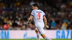 Lewandowski, il Barcellona non può vendere le maglie: colpa delle “W”