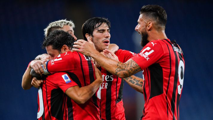 GENOA, ITALY - AUGUST 23: Brahim Diaz of Milan (L) celebrates with his team-mates Davide Calabria, Alexis Saelemaekers, Sandro Tonali and Olivier Giroud after scoring a goal during the Serie A match between UC Sampdoria and Ac Milan at Stadio Luigi Ferraris on August 23, 2021 in Genoa, Italy. (Photo by Getty Images) GENOA, ITALY - AUGUST 23: Brahim Diaz of Milan (L) celebrates with his team-mates Davide Calabria, Alexis Saelemaekers, Sandro Tonali and Olivier Giroud after scoring a goal during the Serie A match between UC Sampdoria and Ac Milan at Stadio Luigi Ferraris on August 23, 2021 in Genoa, Italy. (Photo by Getty Images)