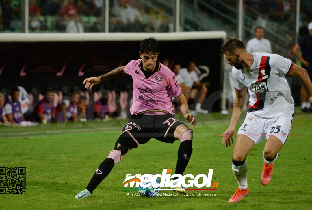 FOTO Palermo-Genoa 1-0: la gallery del big match della 5ª giornata di Serie B 2022-23 - immagine 32