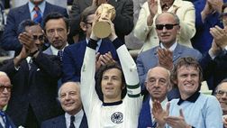 Morto Franz Beckenbauer, il Kaiser del calcio: chi era e come giocava [VIDEO]