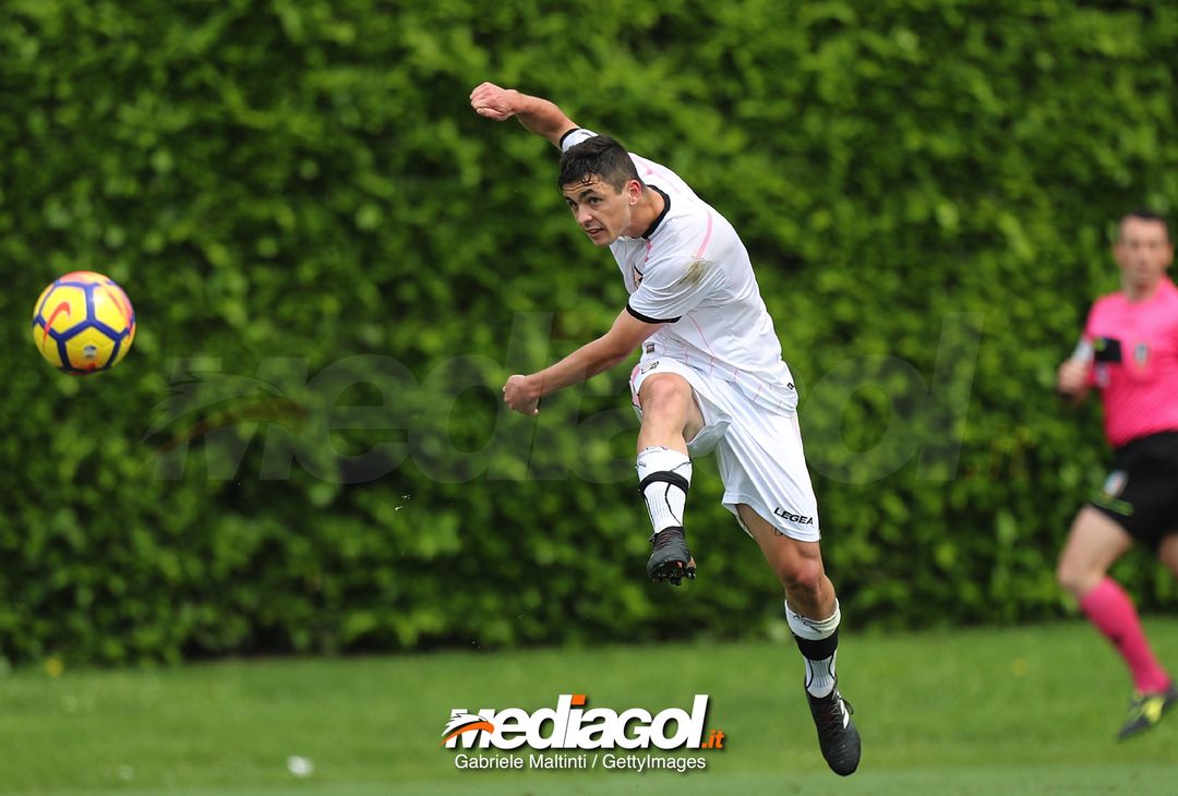  FLORENCE, ITALY - MAY 16: Kevin Cannavo' os US Citta' di Palermo U19 in action during the SuperCoppa primavera 2 match between Novara U19 and US Citta di Palermo U19 at Centro Tecnico Federale di Coverciano on May 16, 2018 in Florence, Italy.  (Photo by Gabriele Maltinti/Getty Images) 
