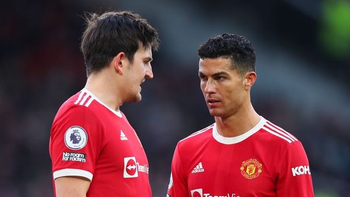 Il derby della fascia di capitano United: lo sgarbo di Ronaldo a Maguire Il derby della fascia di capitano United: lo sgarbo di Ronaldo a Maguire - immagine 1