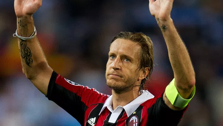 Massimo Ambrosini con la maglia del Milan (credits: GETTY Images)