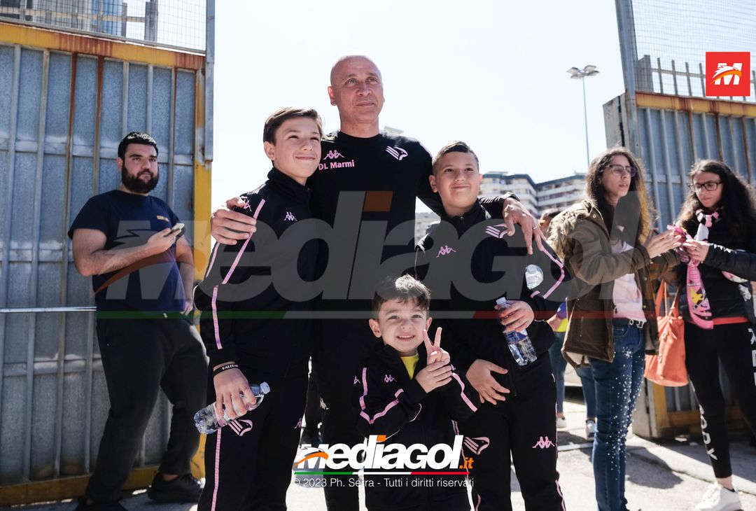 FOTO Parma-Palermo, i Rosanero in partenza dal “Renzo Barbera” (GALLERY) - immagine 37