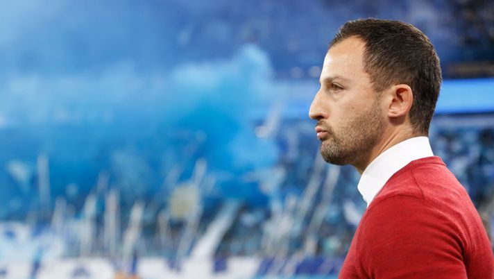 SAINT PETERSBURG, RUSSIA - DECEMBER 01: FC Spartak Moscow head coach Domenico Tedesco looks on during the Russian Premier League match between FC Zenit Saint Petersburg and FC Spartak Moscow on December 1, 2019 in Saint Petersburg, Russia. (Photo by Epsilon/Getty Images) 