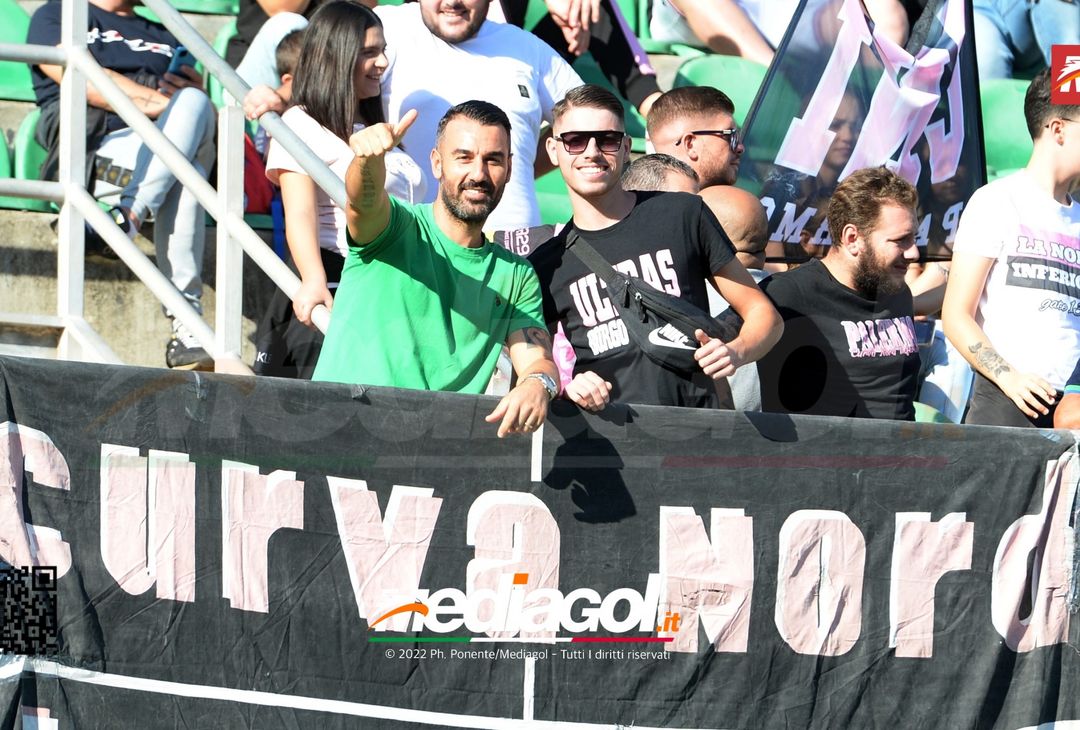 FOTOTIFO Palermo-Cittadella 0-0, i tifosi allo Stadio “Renzo Barbera” (Gallery) - immagine 73