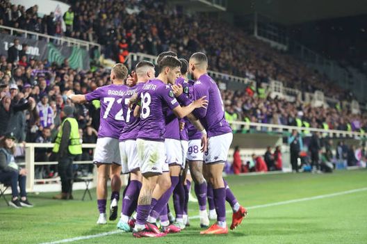 FLORENCE, ITALY - MARCH 09: Antonin Barak of ACF Fiorentina celebrates after scoring a goal during the UEFA Europa Conference League round of 16 leg one match between ACF Fiorentina and Sivasspor at Stadio Artemio Franchi on March 9, 2023 in Florence, Italy. (Photo by Gabriele Maltinti/Getty Images) Solo Barak non sbaglia: si decide tutto in Turchia- immagine 2