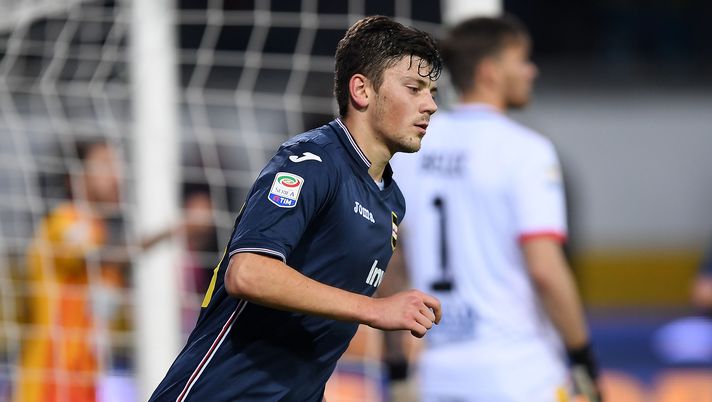 BENEVENTO, ITALY - JANUARY 06:  Dawid Kownacki of UC Sampdoria celebrates after scoring the 3-2 goal during the serie A match between Benevento Calcio and UC Sampdoria at Stadio Ciro Vigorito on January 6, 2018 in Benevento, Italy.  (Photo by Francesco Pecoraro/Getty Images)  BENEVENTO, ITALY - JANUARY 06:  Dawid Kownacki of UC Sampdoria celebrates after scoring the 3-2 goal during the serie A match between Benevento Calcio and UC Sampdoria at Stadio Ciro Vigorito on January 6, 2018 in Benevento, Italy.  (Photo by Francesco Pecoraro/Getty Images)