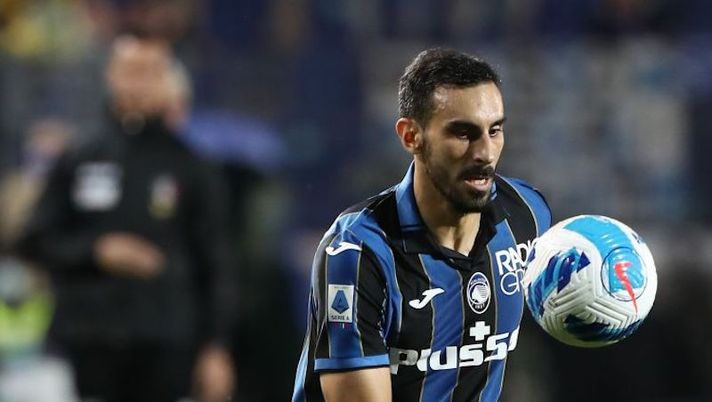 BERGAMO, ITALY - OCTOBER 03: Davide Zappacosta of Atalanta BC in action during the Serie A match between Atalanta BC v AC Milan at Gewiss Stadium on October 03, 2021 in Bergamo, Italy. (Photo by Marco Luzzani/Getty Images) UFFICIALE – Zappacosta inizia con un infortunio serio: cos’è successo e quanto sta fuori - immagine 1