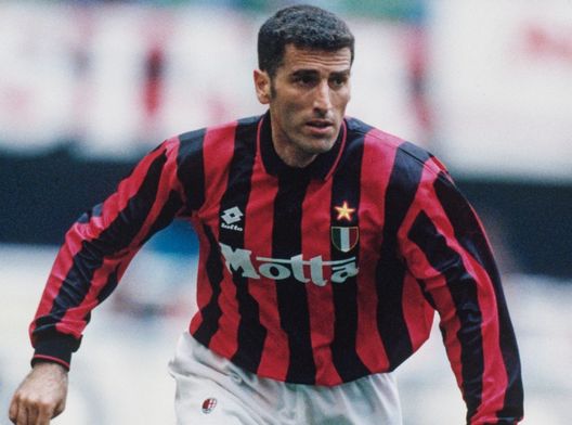 Mauro Tassotti con il Milan nel 1994 (credits: GETTY Images) Mauro Tassotti Milan