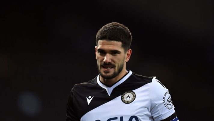 UDINE, ITALY - DECEMBER 23: Rodrigo de Paul of Udinese Calcio looks on during the Serie A match between Udinese Calcio and Benevento Calcio at Dacia Arena on December 23, 2020 in Udine, Italy. (Photo by Alessandro Sabattini/Getty Images) De Paul: “Conte mi vuole all’Inter? Fa piacere! Se arrivano offerte, il mio agente…” - immagine 1