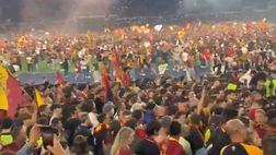 VIDEO/ Roma-Feyenoord 1-0: i tifosi all’Olimpico invadono il campo