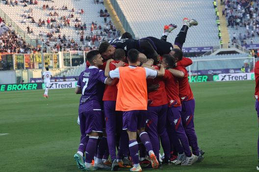 GERMOGLI PH: 27 MAGGIO 2023 FIRENZE STADIO ARTEMIO FRANCHI CAMPIONATO SERIE A FIORENTINA VS ROMANELLA FOTO GOL ESULTANZA IKONE' Sandrelli: “Juventus? Serve segnale UEFA. I viola ci hanno preso alla sprovvista”- immagine 2