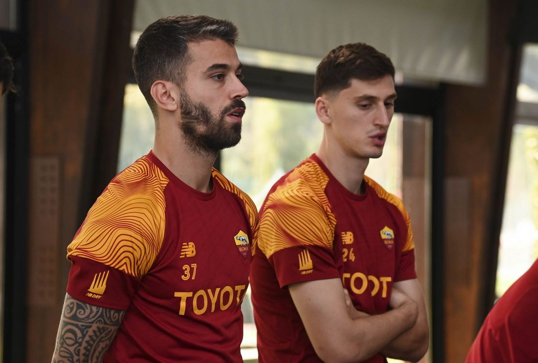 Roma, ripresi gli allenamenti: facce tristi dopo la sconfitta – FOTO GALLERY - immagine 10