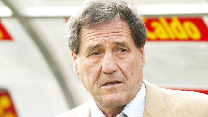 Juventus, la profezia di Galeone: “Ritorno di Allegri? Ci sono dei segnali, deciderà Elkann. Agnelli? Dico la mia” Juventus, la profezia di Galeone: “Ritorno di Allegri? Ci sono dei segnali, deciderà Elkann. Agnelli? Dico la mia”