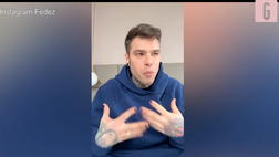 VIDEO/ Malattia Fedez, cos’è la demielinizzazione e i sintomi con cui si manifesta