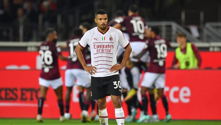TURIN, ITALY - OCTOBER 30: Junior Messias of AC Milan looks dejected after Aleksei Miranchuk (not pictured) of Torino FC scores their team's second goal during the Serie A match between Torino FC and AC MIlan at Stadio Olimpico di Torino on October 30, 2022 in Turin, Italy. (Photo by Valerio Pennicino/Getty Images) Torino-Milan 2-1, il commento: Djidji e Miranchuck stendono i rossoneri - immagine 1