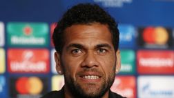 Dani Alves condannato a 4 anni e 6 mesi per violenza sessuale: i dettagli della sentenza