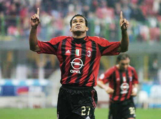 Serginho con la maglia del Milan. Serginho con la maglia del Milan.