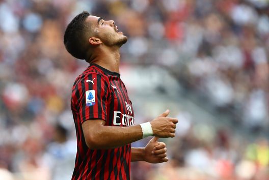 André Silva quando indossava la maglia del Milan André Silva quando indossava la maglia del Milan