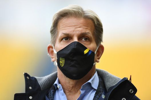  PARMA, ITALY - JANUARY 03: Parma Calcio President, Kyle Krause looks on ahead of the Serie A match between Parma Calcio and Torino FC at Stadio Ennio Tardini on January 03, 2021 in Parma, Italy. Sporting stadiums around Italy remain under strict restrictions due to the Coronavirus Pandemic as Government social distancing laws prohibit fans inside venues resulting in games being played behind closed doors. (Photo by Alessandro Sabattini/Getty Images) 