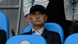 Mourinho in incognito in tribuna per City-Everton. Il Sun: “Maestro del travestimento”