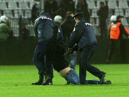 Infarto al derby di Salonicco fra Paok e Aris: un uomo muore fuori dallo stadio- immagine 2