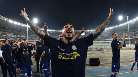VERONA, ITALY - JUNE 02: Mattia Zaccagni of Hellas Verona celebrates the victory after the Serie B Playoff Final second leg match between Hellas Verona and AS Cittadella at Stadio Marcantonio Bentegodi on June 2, 2019 in Verona, Italy.  (Photo by Giuseppe Bellini/Getty Images for Lega Serie B)