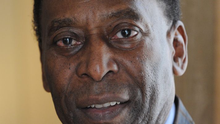 Pele (Photo by Stuart C. Wilson/Getty Images) Napoli omaggia Pelè: il campione brasiliano diventa una statuina del presepe - immagine 1