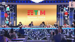 VIDEO Festival di Sanremo, Achille Lauro risponde a Ibrahimovic: “Non ti conviene invitarmi a casa…”