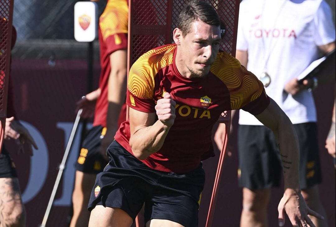 Trigoria, la Roma torna in campo in vista della sfida col Verona – FOTO GALLERY - immagine 23