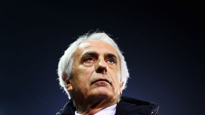 BRUGGE, BELGIUM - NOVEMBER 14:  Japan Head Coach / Manager, Vahid Halilhodzic looks on during the international friendly match between Belgium and Japan held at Jan Breydel Stadium on November 14, 2017 in Brugge, Belgium.  (Photo by Dean Mouhtaropoulos/Getty Images) 