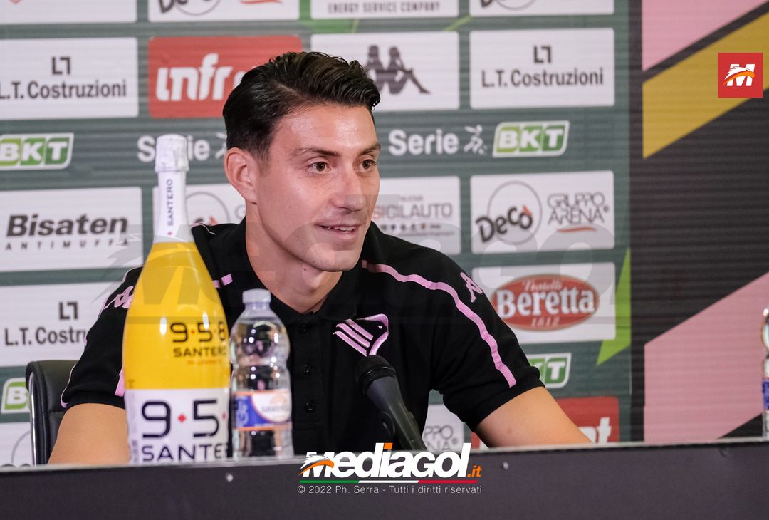 FOTO PALERMO, Ionuț Nedelcearu presentato in conferenza stampa (Gallery) - immagine 17