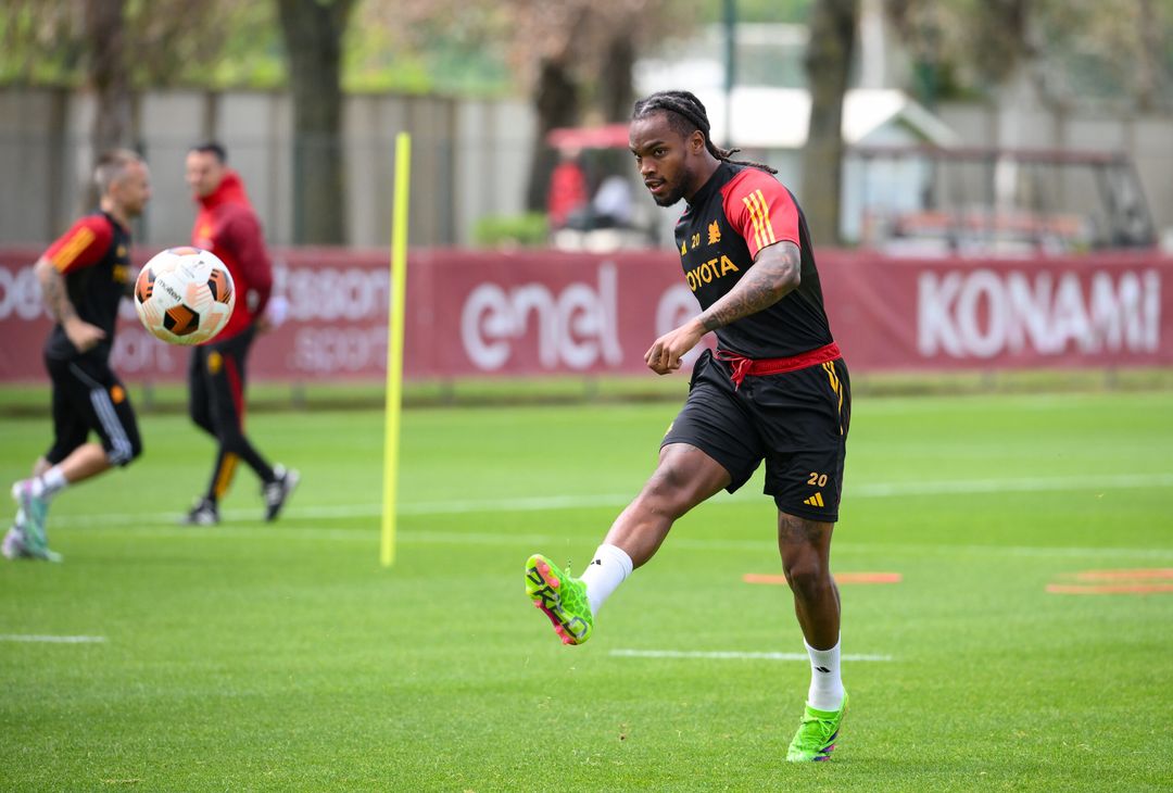 Roma, l’allenamento a Trigoria alla viglia del Milan: c’è Mancini – FOTOGALLERY - immagine 22