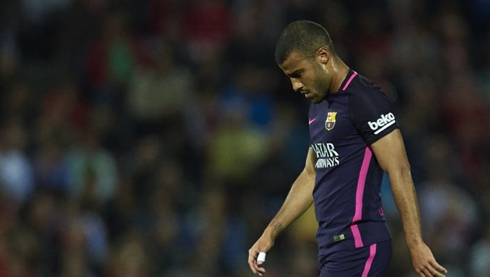 Milan, blitz per il centrocampista! Sky: “Si tratta per Rafinha dal Barcellona” - immagine 1