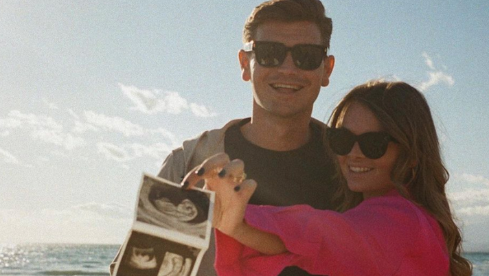 Frank de Boer diventerà nonno: su Instagram l’annuncio della figlia Romy Frank de Boer diventerà nonno: su Instagram l’annuncio della figlia Romy - immagine 1