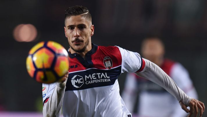 Dg Crotone, Vrenna: “Abbiamo soffiato Falcinelli al Palermo, firmerebbe a vita con noi”  Dg Crotone, Vrenna: “Abbiamo soffiato Falcinelli al Palermo, firmerebbe a vita con noi”